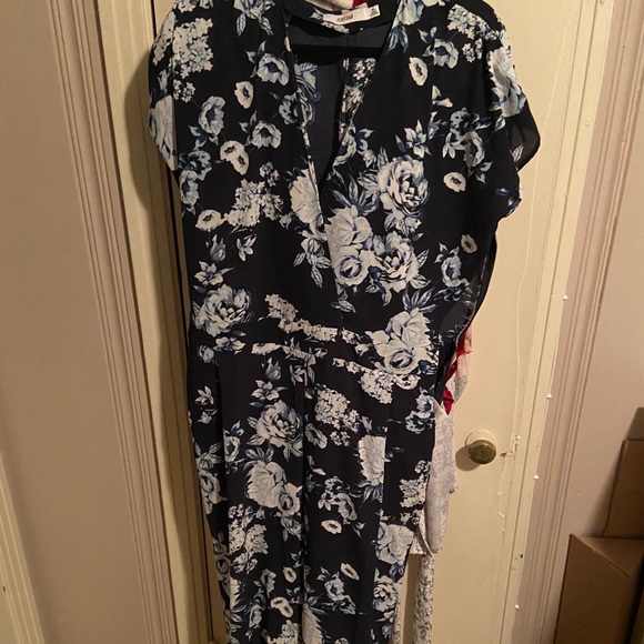 JustFab NWOT Short Sleeve Jumpsuit, XL - Picture 3 of 12